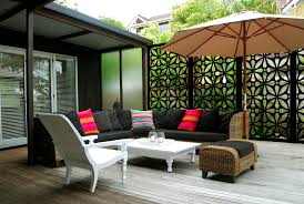 how to screen an outdoor area
