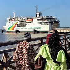 Hello Sénégal - 🧳 Voyager sans prendre l'avion ✈️ ou la voiture 🚙 : la Casamance accessible de nouveau en Bateau 🛳 Ziguinchor, Carabane… La douce et verte Casamance est redevenue accessible
