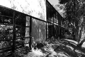      Charles Eames  sitting in a Case Study House       in Los Angeles  Wikimedia Commons
