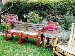 15 garden bench ideas for your backyard