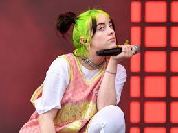 This is billie eilish as we've never seen her before, says edward enninful of his june 2021 cover star. Billie Eilish Debuts Blonde Bob With Bangs Teen Vogue