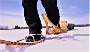artisans keep traditional snowshoes