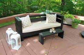 10 diy patio furniture plans that will