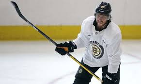 Bruins star david pastrnak is asking for privacy after revealing the sudden death of his newborn son. Boston Bruins Winger David Pastrnak Announces Death Of Newborn Son Boston News Weather Sports Whdh 7news