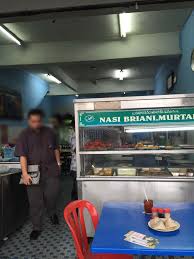 Dihana bakery and cafe ialah sebuah premis bakeri dan cafe menjalankan perniagaan kek dan roti yang ditubuhkan pada tahun 2015. Restoran Amral Batu Caves Selangor