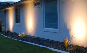 low voltage outdoor landscape lighting
