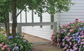 Hardscaping 101 Hog Wire Fence