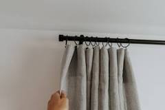 what-kind-of-curtains-do-you-use-with-clip-rings