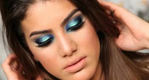 makeup illuminated blue green eye make