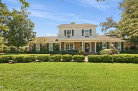 pretty bayou fl waterfront homes for