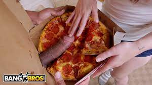 BANGBROS - Magnum Size Pizza Delivery for Joseline Kelly - Pornhub.com
