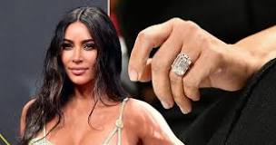 how-much-is-kim-kardashians-ring
