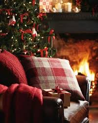 Looking for inspiration and great mood with christmas aesthetic ideas? Cozy Christmas Wallpaper Posted By Christopher Thompson