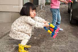 遊んでいる子供 写真素材 [ 4042356 ] - フォトライブラリー photolibrary
