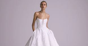 20 clic wedding dresses for brides