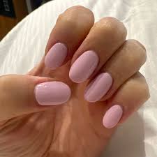 top 10 best acrylic nails in watford