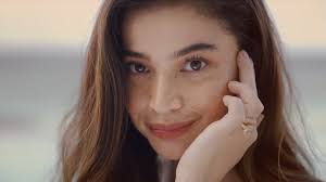 anne curtis brings your new summer