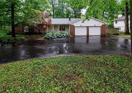 7541 mohawk ln indianapolis in 46260