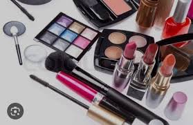 fashion cosmetics s at rs 999