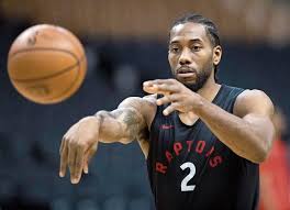 Kawhi leonard information including teams, jersey numbers, championships won, awards, stats and this page features all the information related to the nba basketball player kawhi leonard: Nba Kawhi Leonard Fuhrt Toronto Raptors In Den Ersten Final