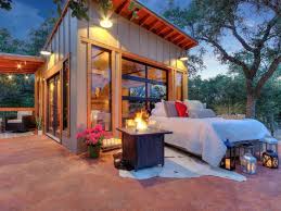 Find the best offers for properties for rent in texas. 15 Coolest Tiny House Rentals In Texas For 2021 Trips To Discover