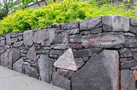 benefits of a retaining wall