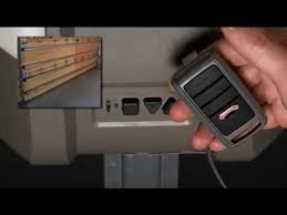 how to program a remote to garage door