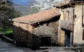 Casas rurales de la sierra norte de madrid. La Hiruela Un Rincon De La Sierra Norte Entre Picos Y Senderos