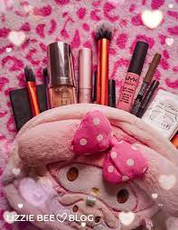 what s in my gyaru makeup bag o