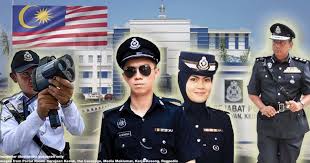 Polis diraja malaysia (pdrm) is headquartered in bukit aman, kuala lumpur. Behind The Badges 4 Types Of Police You See Everyday In Asklegal My