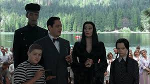 Cult Classics: Revisiting the Twisted, Unofficial Thanksgiving Dark Comedy 'Addams  Family Values' 