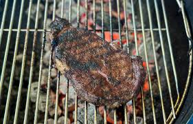 how to grill steak on a charcoal grill