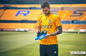 The player will again be able to build their own club on the basis of three thousands of real athletes. Tigres Uanl 2018 19 Dream League Soccer Kits