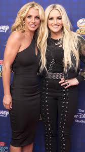 Britney spears clocked herself over 100,000 views in under 45 minutes today, taking to instagram with a stunning video from the backyard of her l.a. Jamie Lynn Spears Warns Media To Do Better After Britney Documentary E Online Deutschland