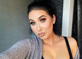 jaclyn hill gears up for beauty