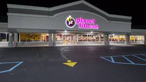 planet fitness is muscling its way into
