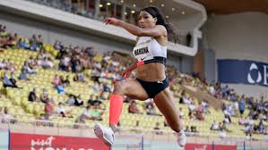 Patrícia mbengani bravo mamona comm ( são jorge de arroios, lisboa, 21 de novembro de 1988) é uma atleta portuguesa de triplo salto, de ascendência angolana. Patricia Mamona Bate Recorde Nacional Leonino