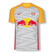 The design of the rb leipzig 18/19 home kit is based on the red and white club colours. Garish Nike Red Bull Salzburg 18 19 Home Away Kits Revealed Footy Headlines