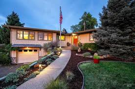 story homes in boise id