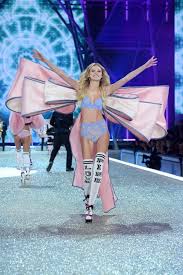 victoria s secret fashion show in paris