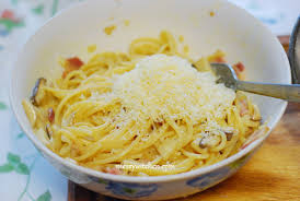 spaghetti carbonara with creme fraiche