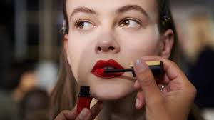 wear red lipstick like a french woman