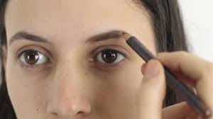 how to use an eyebrow pencil easy tips