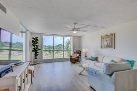 apartments for in palm beach