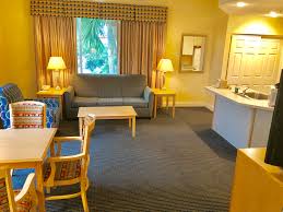 Hotel Rooms Suites In Clearwater Beach Fl Chart House Suites