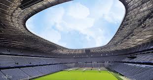 The hubs and i might go catch a fussball game here later this year! Fc Bayern Munchen Football And Allianz Arena Tour