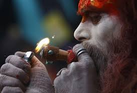 hindu festival where holy men smoke