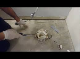 how to remove toilet from