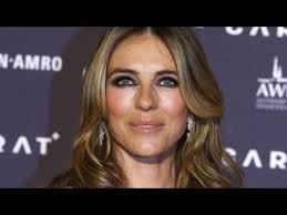 Elizabeth hurley is a popular actress who is admired by fans around the globe because of her acting skills, fashion savvy and glamorous style. Elizabeth Hurley Nacktes Vergnugen In Der Wanne Zieht Sie Komplett Blank Youtube