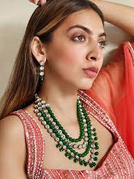 green long haar bridal jewellery set